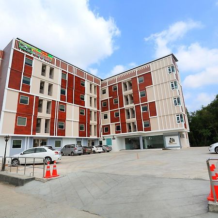 Triple Trees Hotel Pathum Thani Exterior foto