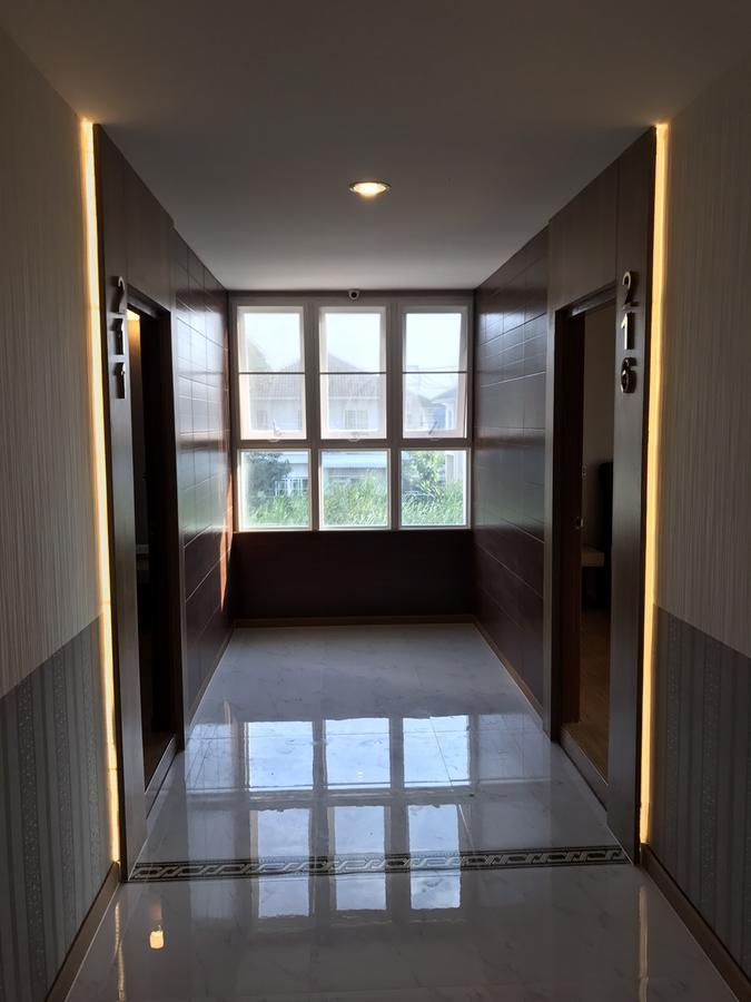 Triple Trees Hotel Pathum Thani Exterior foto